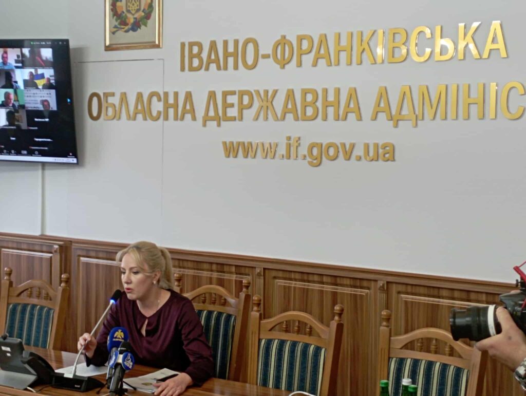 Світлана Онищук: “Спрямовуйте кошти на Збройні Сили”