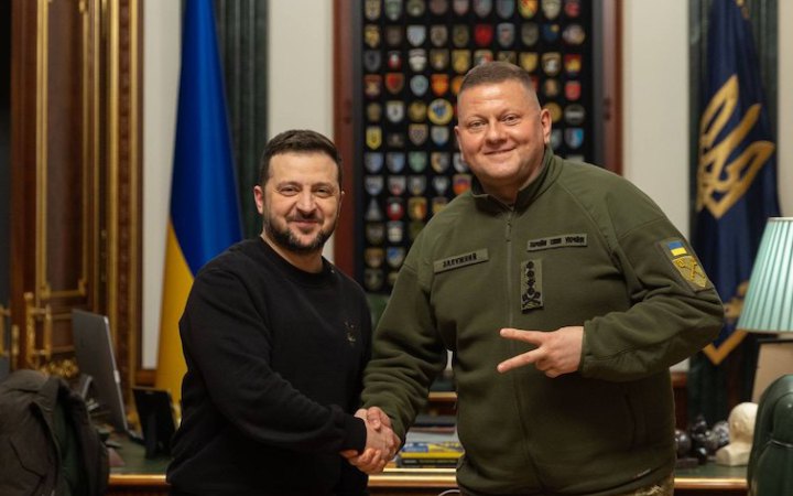 Залужний перемагає Зеленського на президентських виборах з великим відривом, — соцопитування