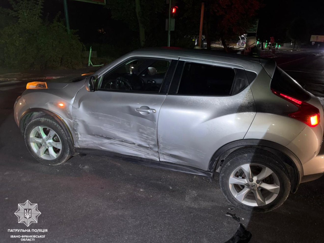 В Івано-Франківську п'яна, як чіп, водійка врізалась в інше авто