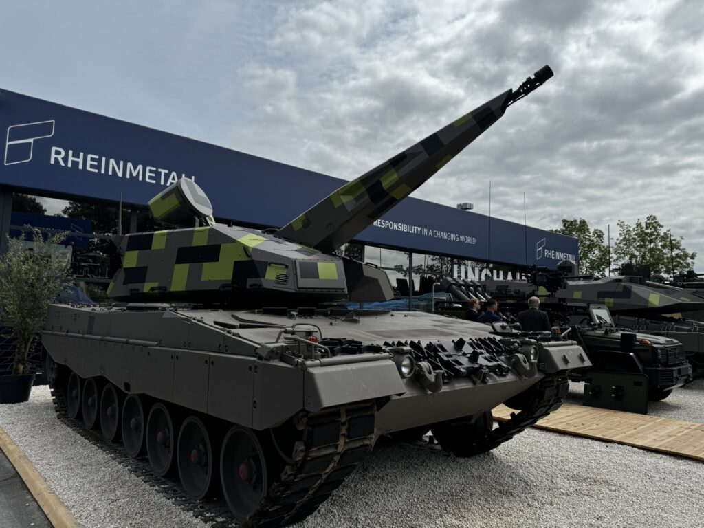 Skyranger: супервбивця дронів та ракет. Що відомо про нову систему ППО, яку отримає Україна