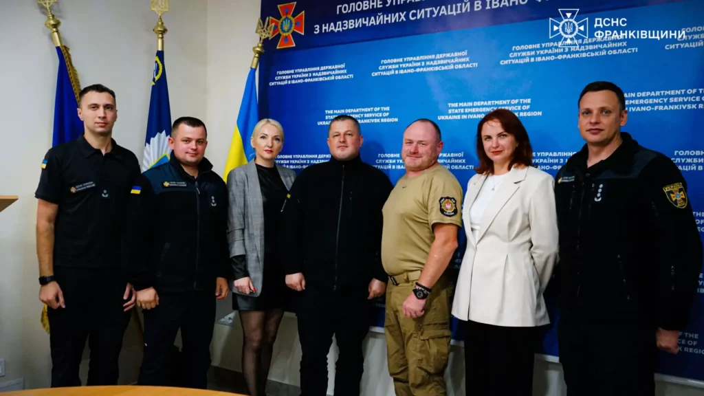 Зустріч працівників ДСНС в Івано-Франківську