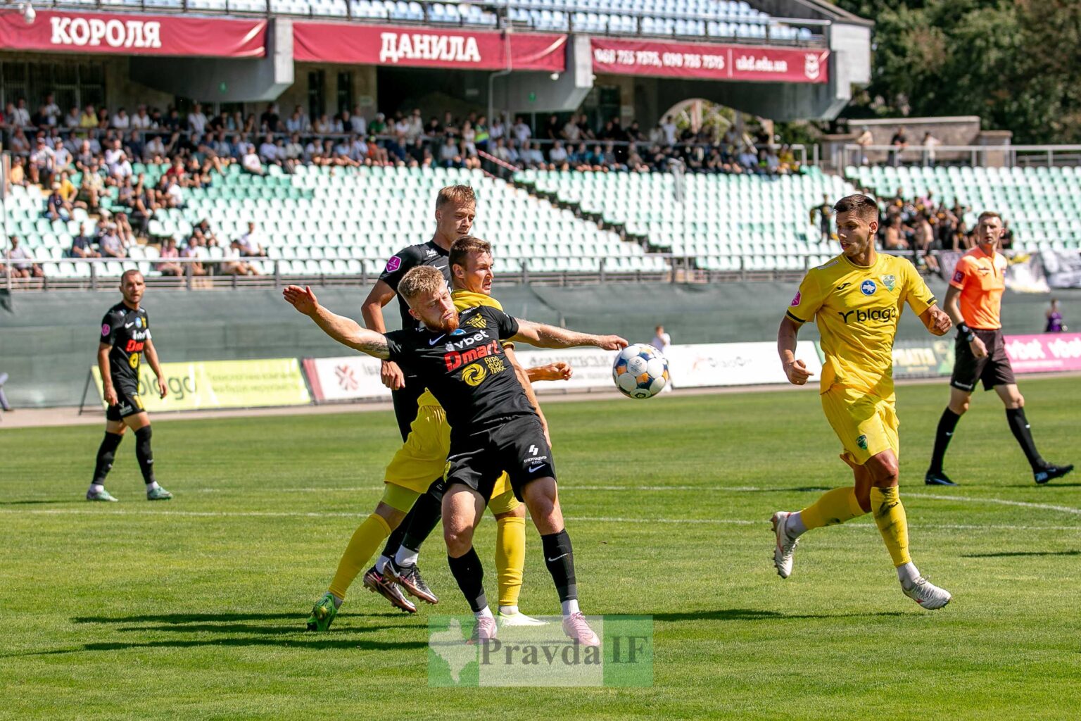 Перша ліга: Прикарпаття програло Буковині. ФОТОРЕПОРТАЖ