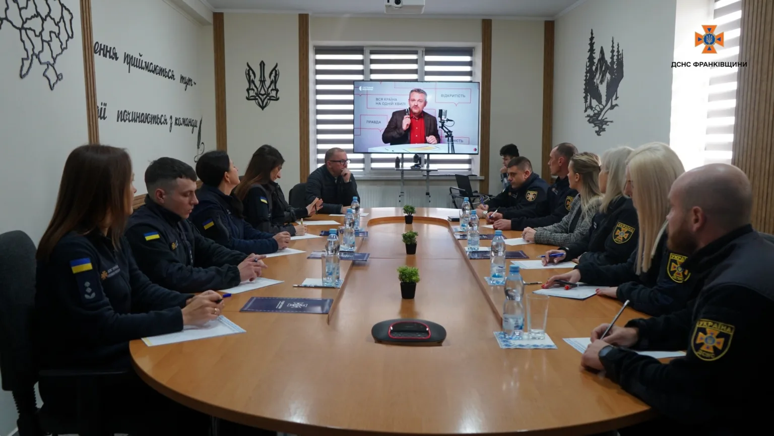 Рятувальники беруть участь у відеоконференції ДСНС