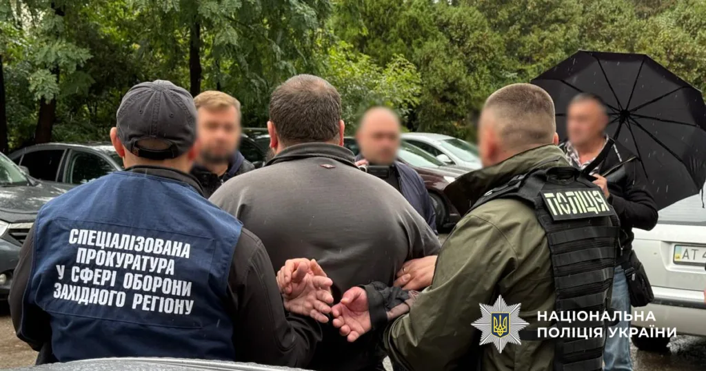 Стоматолог з Франківська за $6 000 обіцяв оформити інвалідність військовому