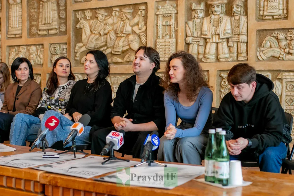 Пресконференція митців у культурному центрі