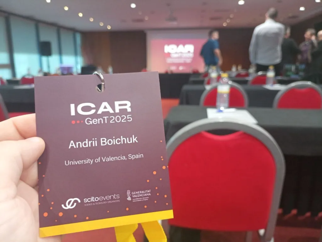 Бейдж учасника конференції ICAR GenT2025 у залі