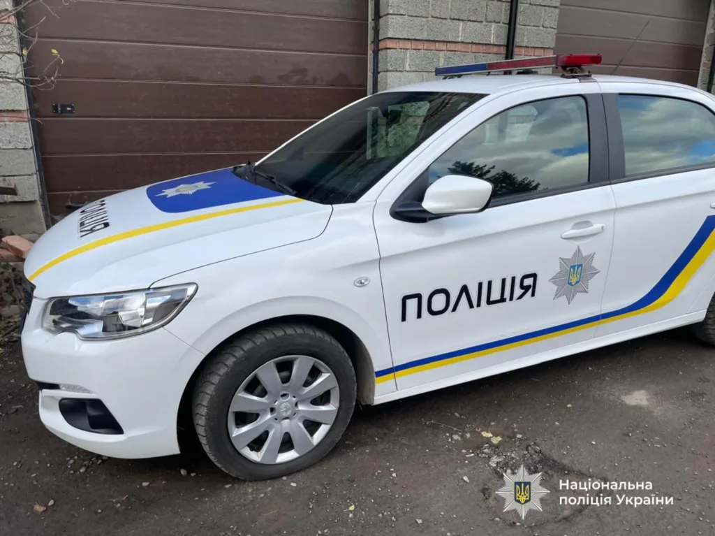Поліцейський автомобіль Національної поліції України