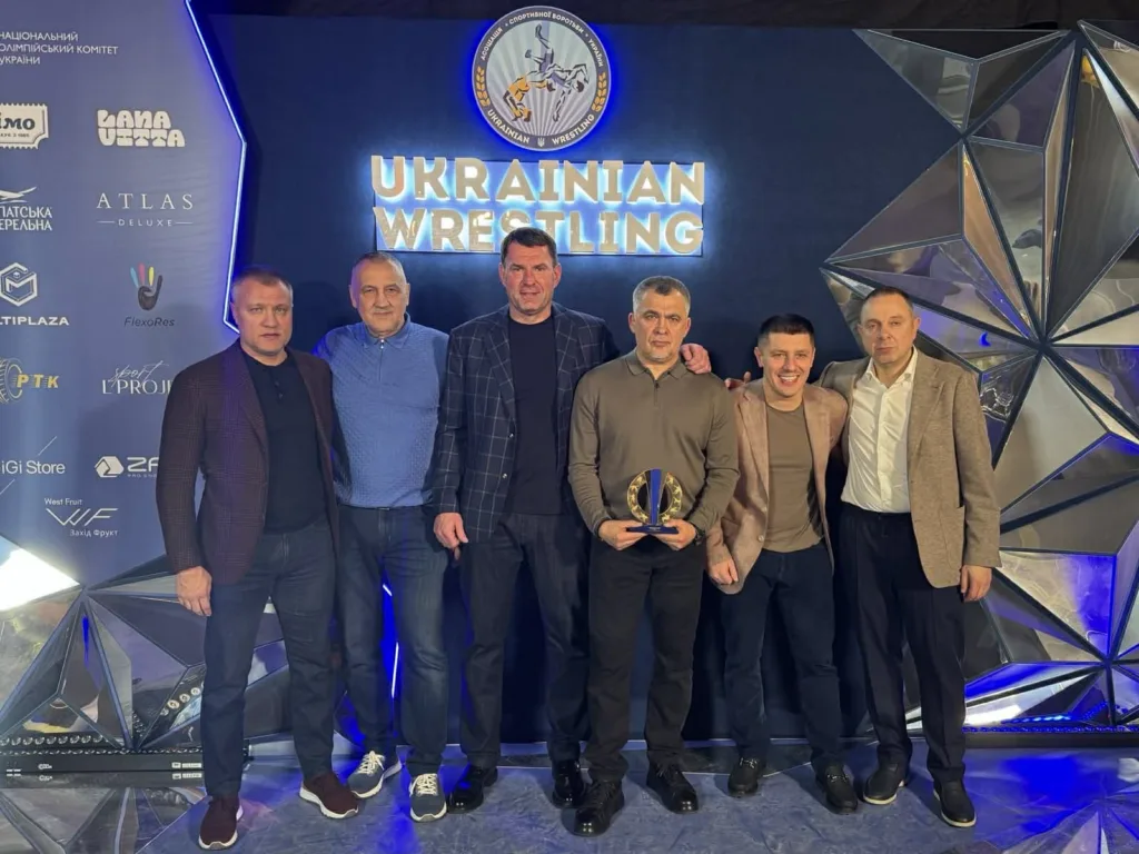 Нагородження тренерів української федерації боротьби