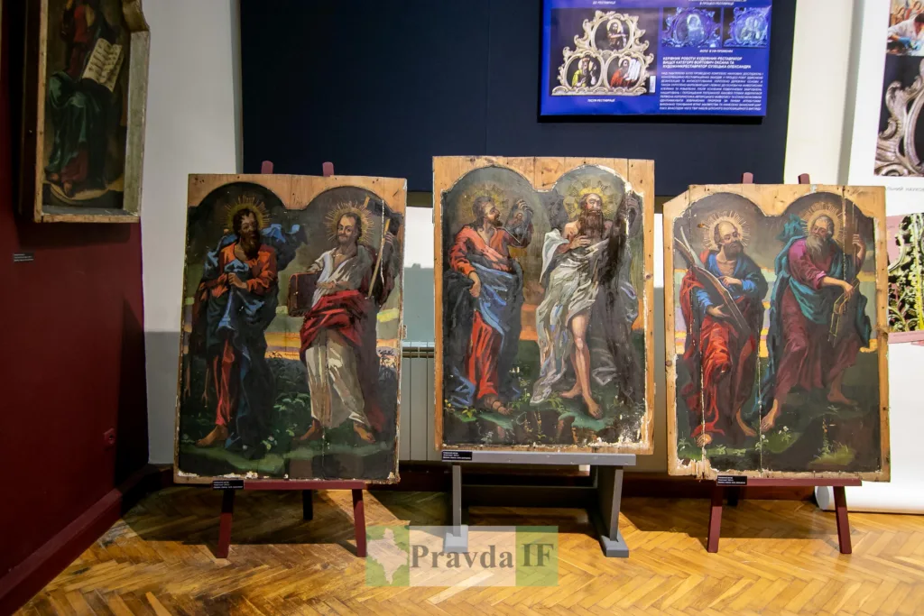 Старовинні ікони на виставці в музеї
