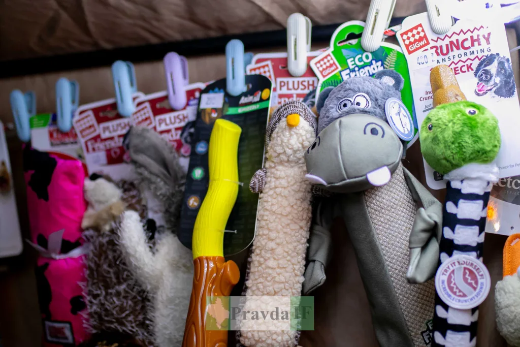 М’які іграшки для домашніх тварин на прищіпках