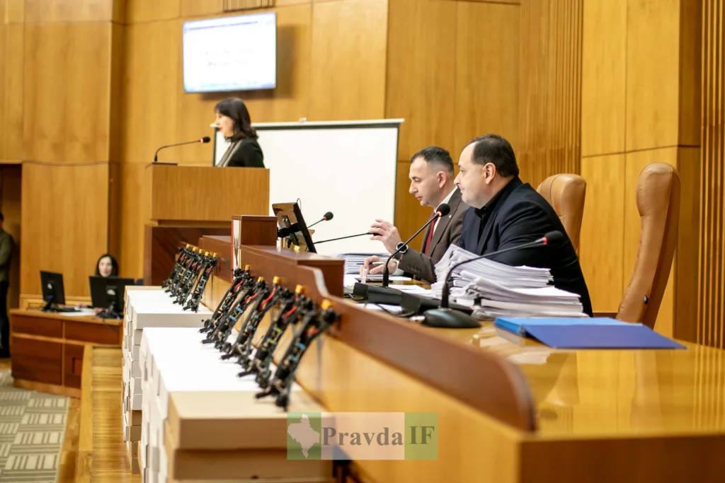 Засідання у приміщенні міської ради Івано-Франківська