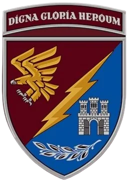 Герб з орлом, замком, блискавкою та лавровою гілкою