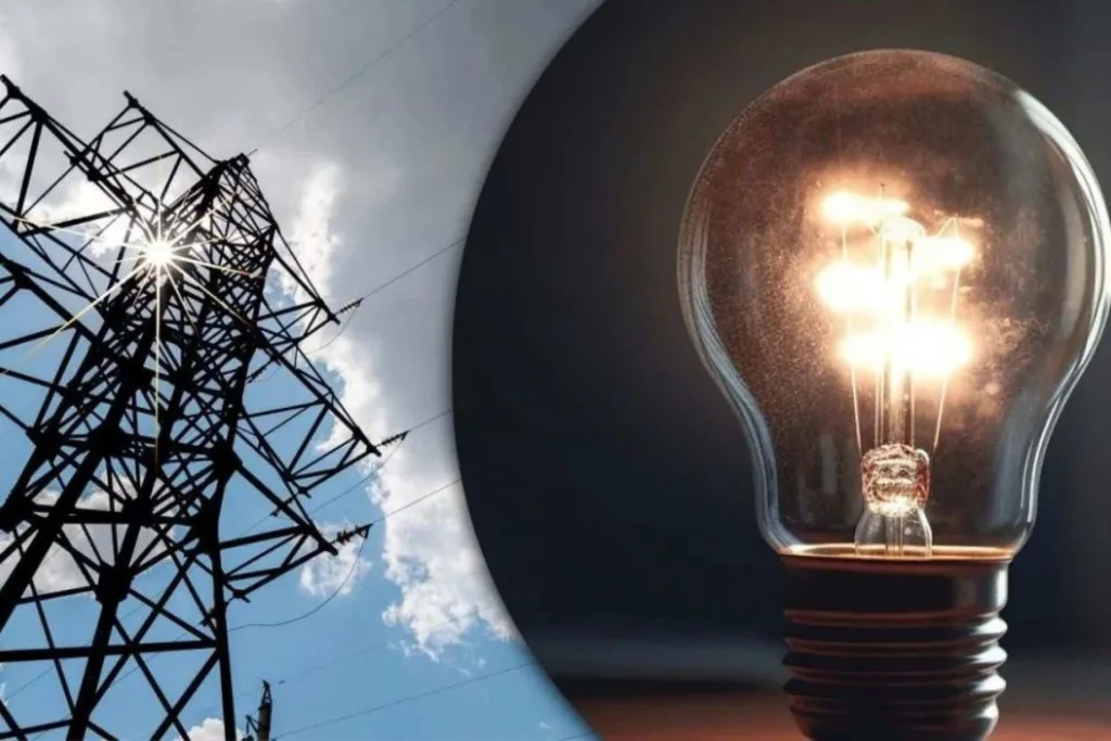 Електрична вежа та ввімкнена лампочка