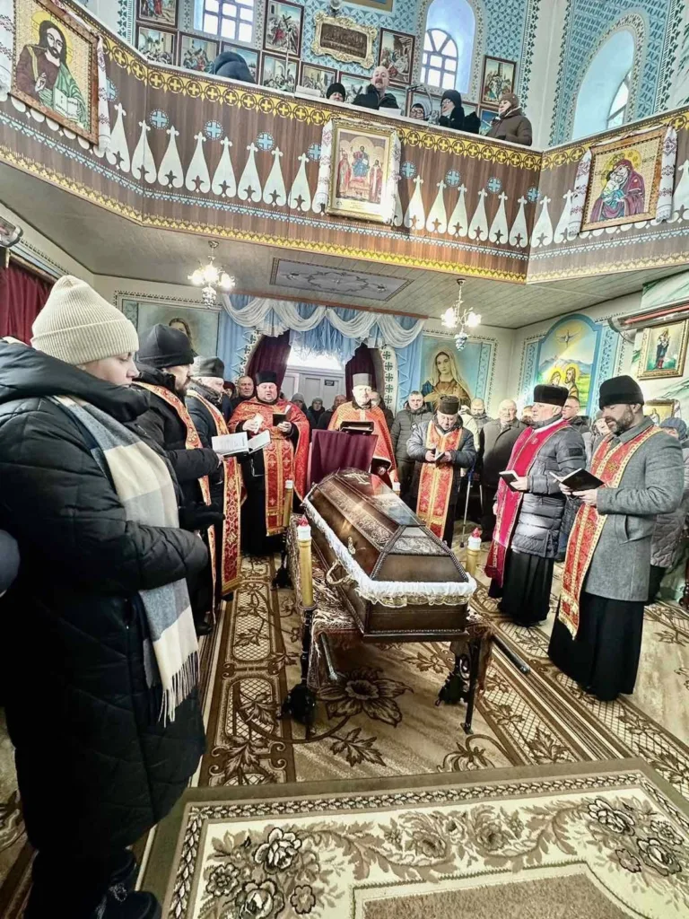 Похоронна церемонія у православній церкві