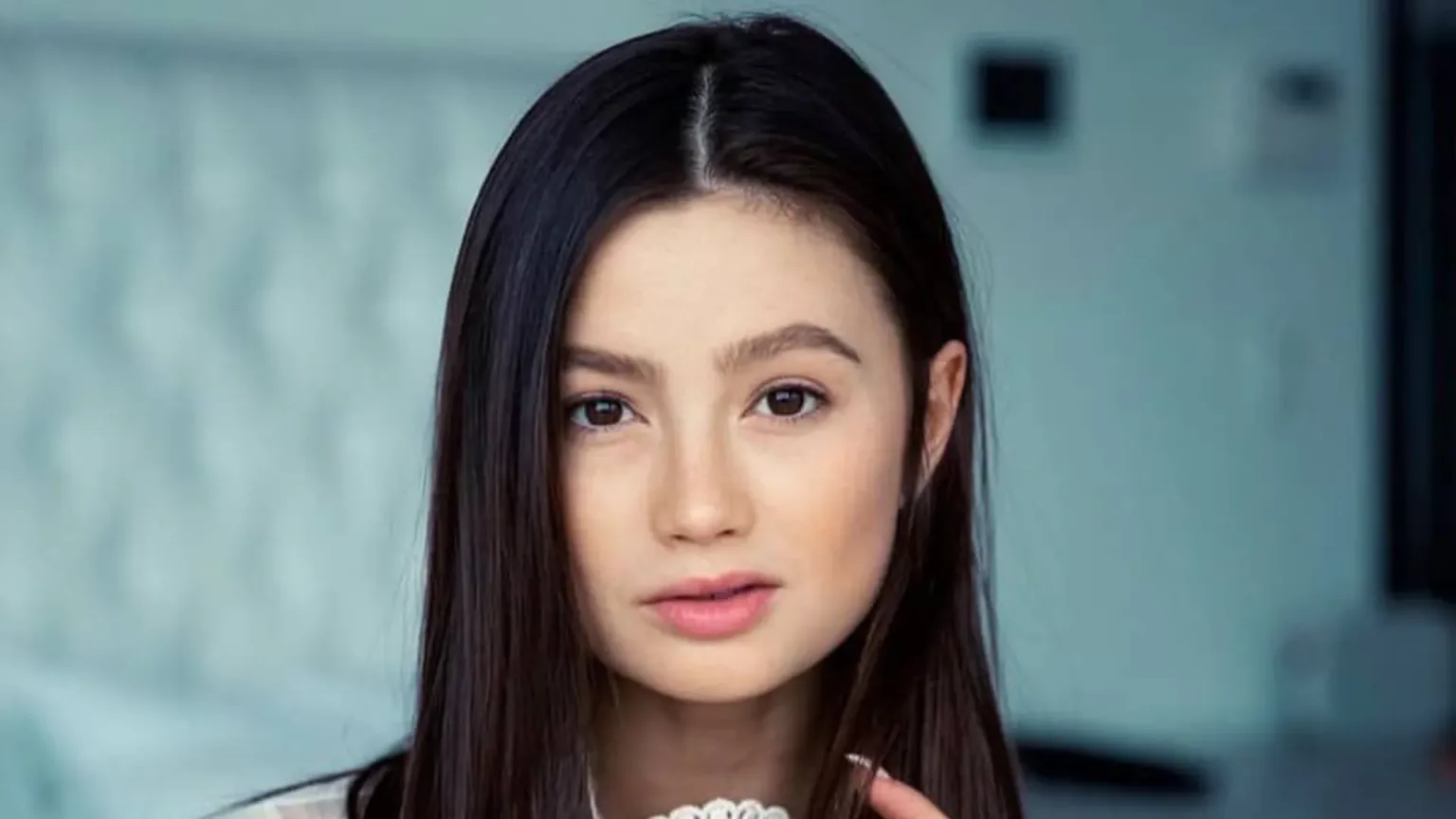 Голлівудська зірка родом з України виходить заміж