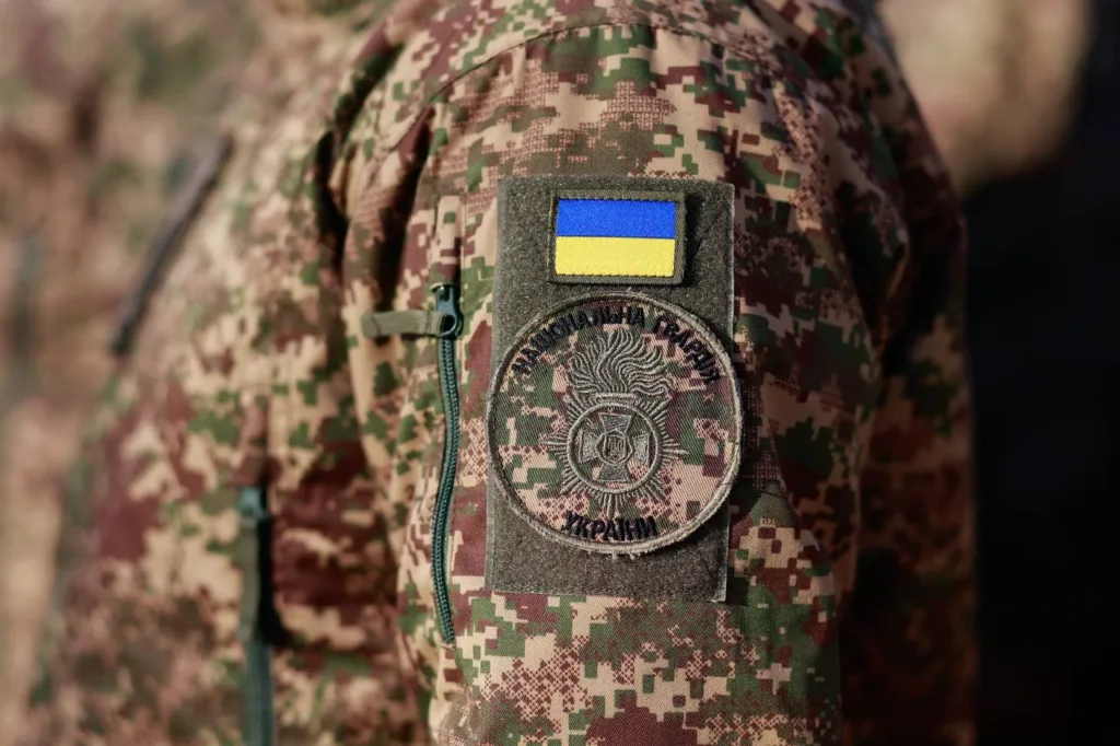 Прапор України на формі Нацгвардії