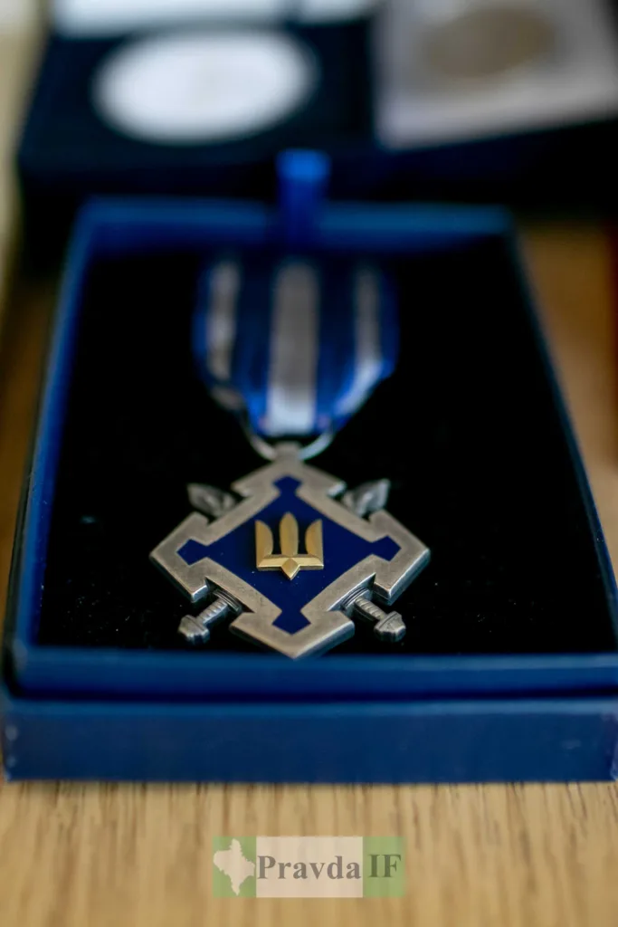 Українська військова нагорода у футлярі