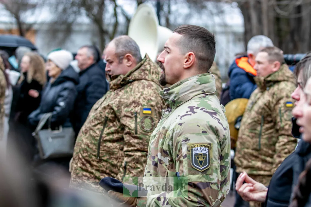 Українські військові на урочистому заході