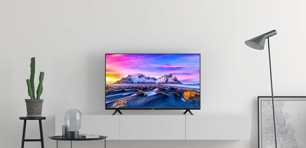 Сучасний телевізор у мінімалістичній вітальні