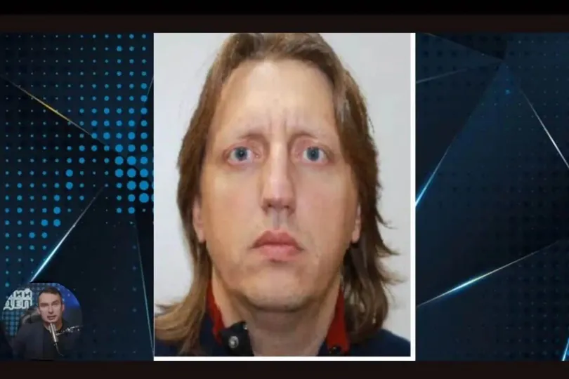 Портрет чоловіка на темному фоні