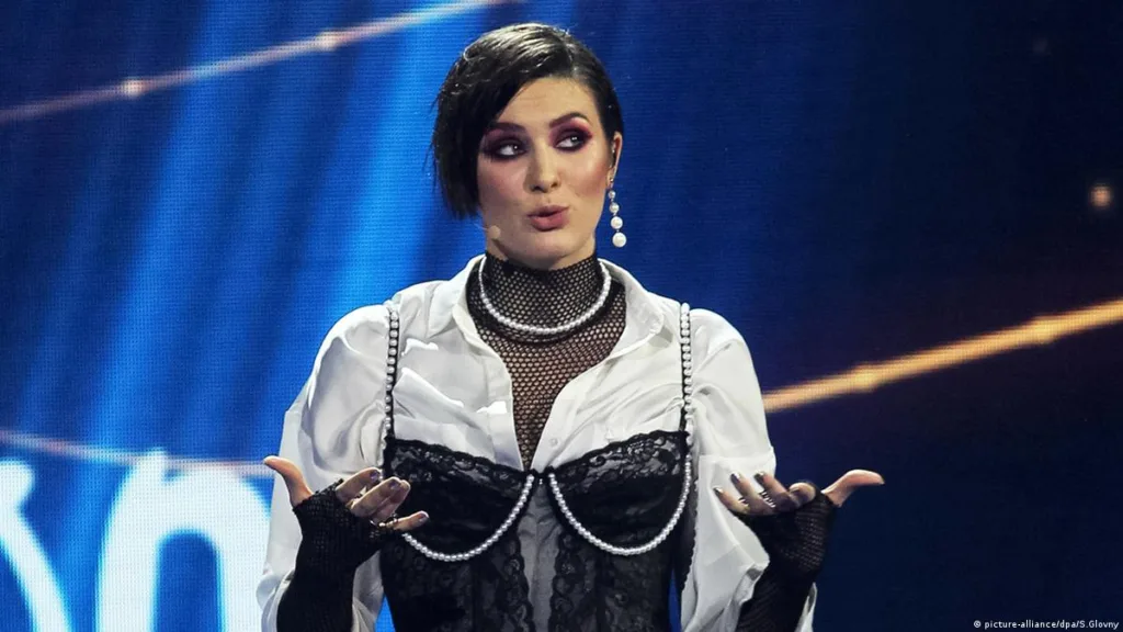 Maruv заспівала українською та наразилася на жорстку критику