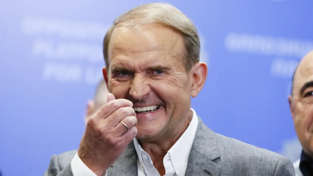 Журналісти знайшли маєток родини Медведчука на Рубльовці на 2000 «квадратів»