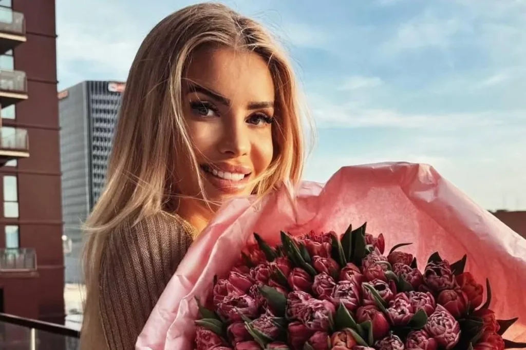 47-річна відома українська ведуча вийшла заміж і показала фото з весілля в Абу-Дабі