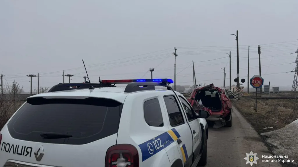 Поліція біля місця дорожньо-транспортної пригоди