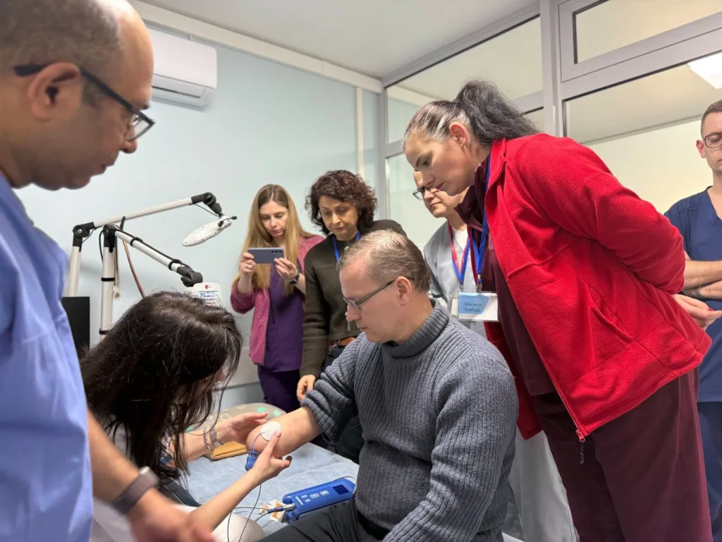 Медичне навчання з використанням діагностичного обладнання