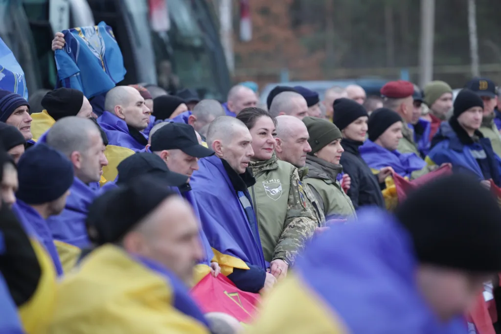 Українські військові під час урочистої події