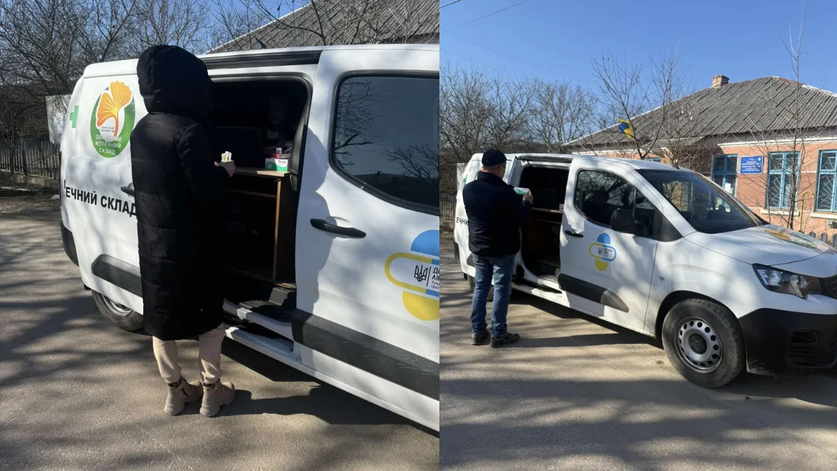 Мобільна аптека обслуговує людей у селі