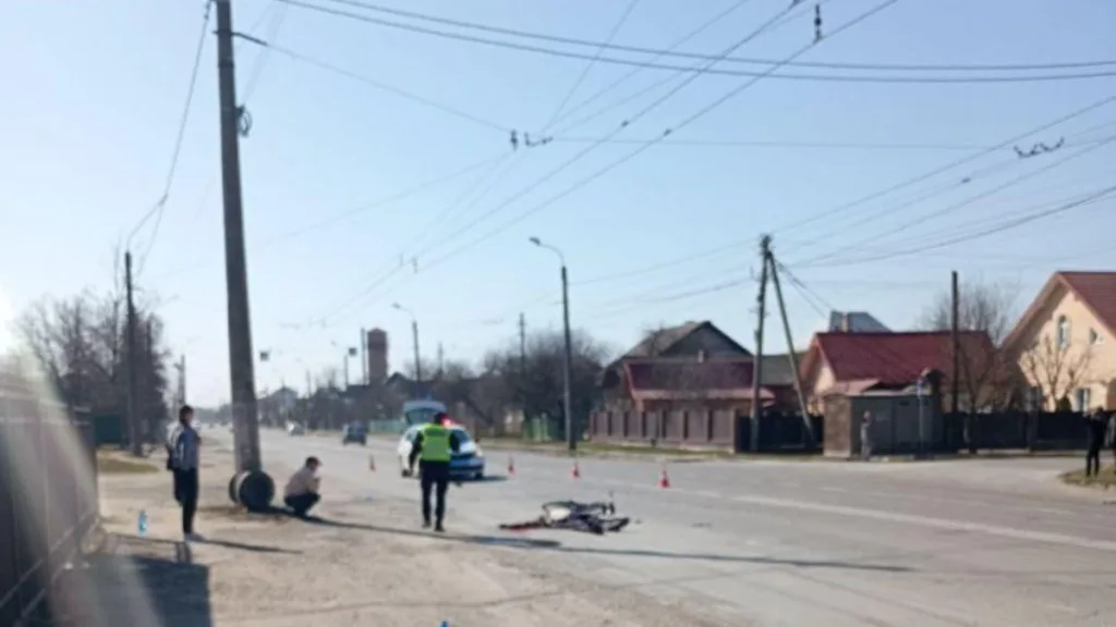 Дорожньо-транспортна пригода на вулиці з поліцією