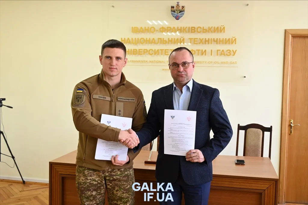 Підписання угоди в університеті нафти і газу