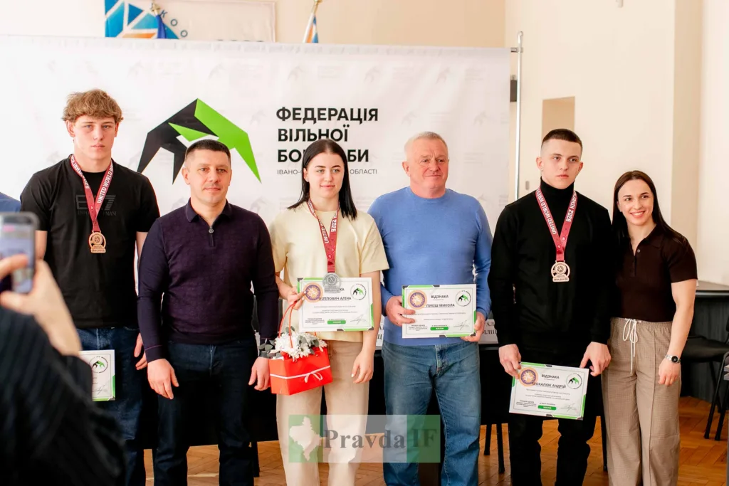 Нагородження спортсменів Федерації вільної боротьби