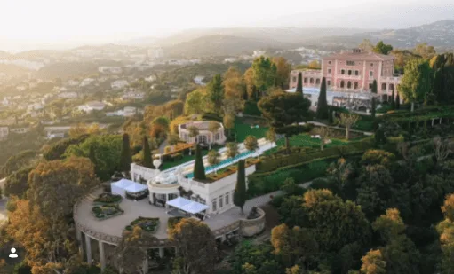 Маєток, де проходила церемонія / Фото: Instagram — angelniksss / © із соцмереж