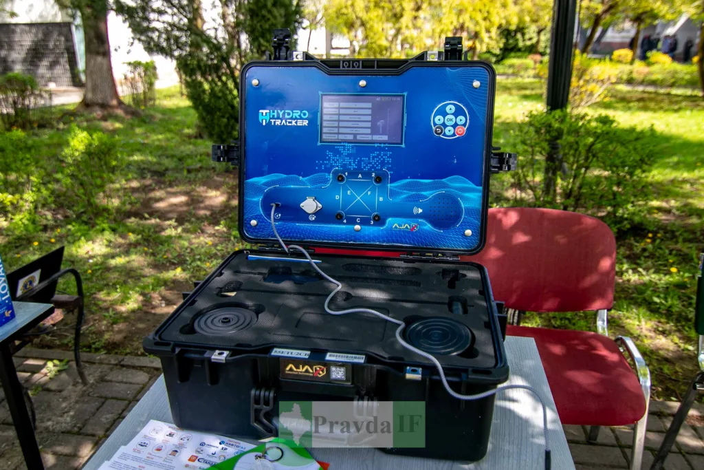 Портативний пристрій для моніторингу водних ресурсів