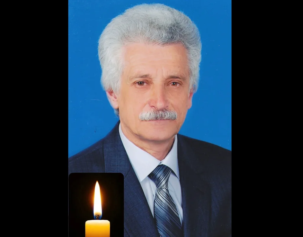 Портрет літнього чоловіка зі свічкою пам’яті