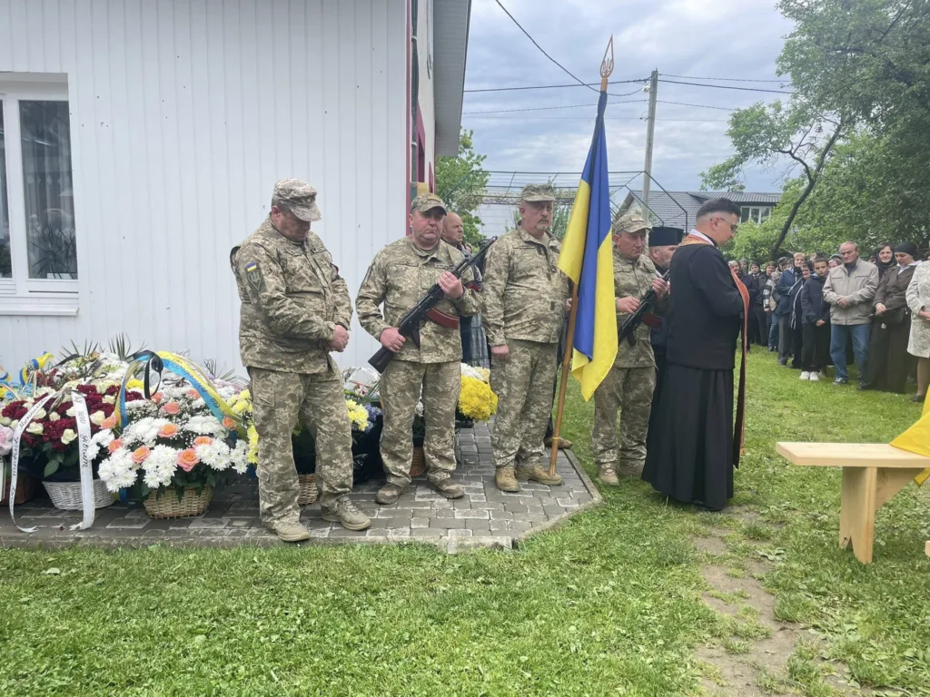 Військові України на церемонії вшанування пам'яті
