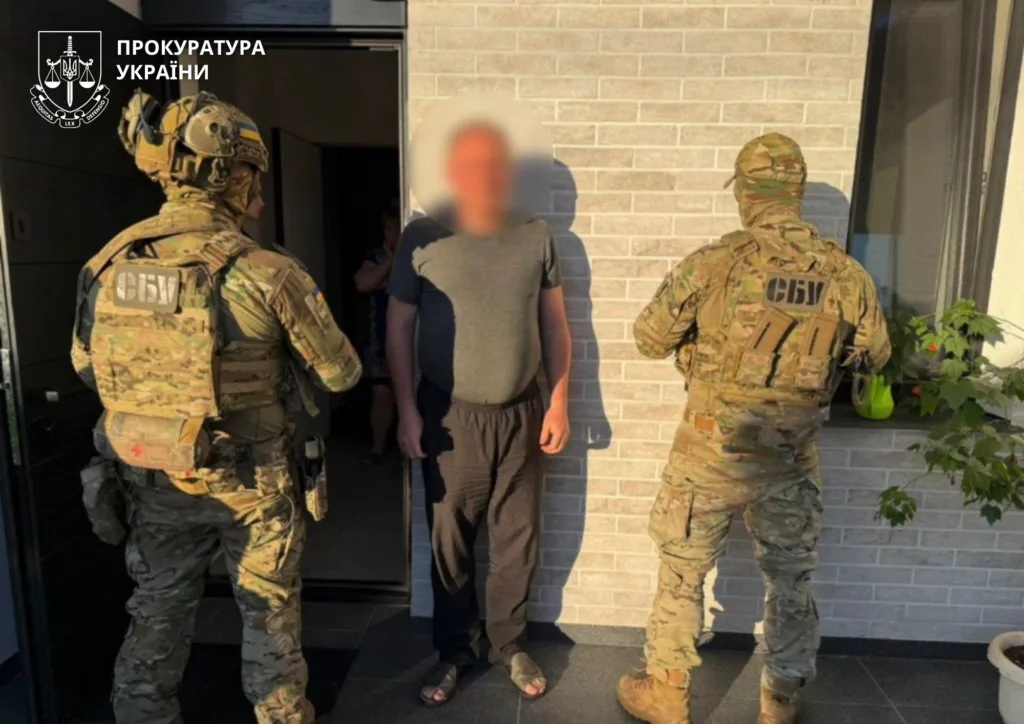 Операція СБУ із затримання підозрюваного біля будинку