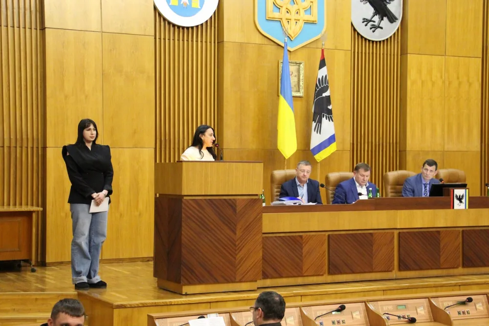 Засідання міської ради з виступом доповідача
