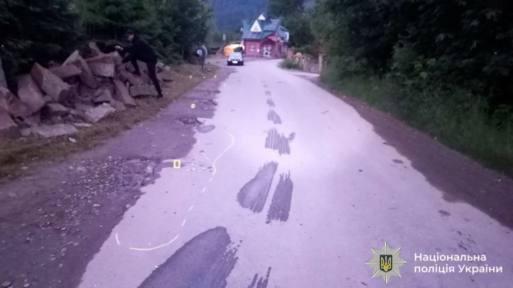 Місце дорожньо-транспортної пригоди поліції України
