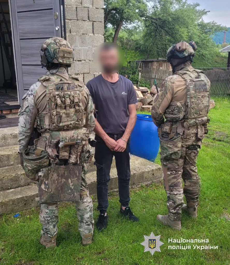 Затримання чоловіка спецпідрозділом поліції України