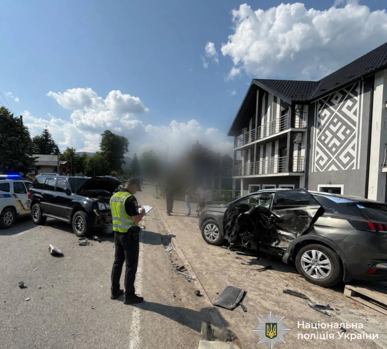ДТП з двома авто, працює поліція України