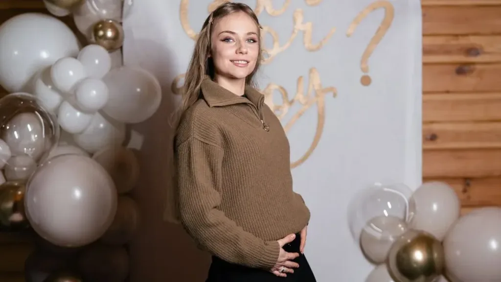 Відома українська акторка вперше стала мамою та показала новонародженого малюка