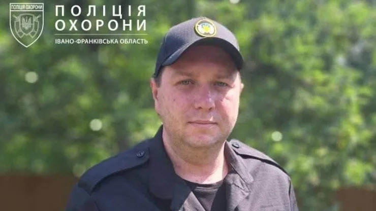 Офіцер поліції охорони Івано-Франківськ на службі