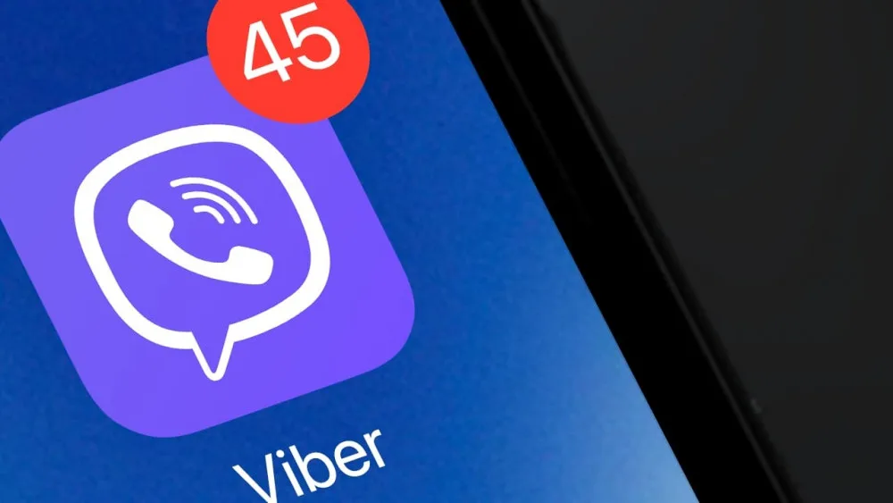 Іконка додатку Viber з повідомленнями на екрані