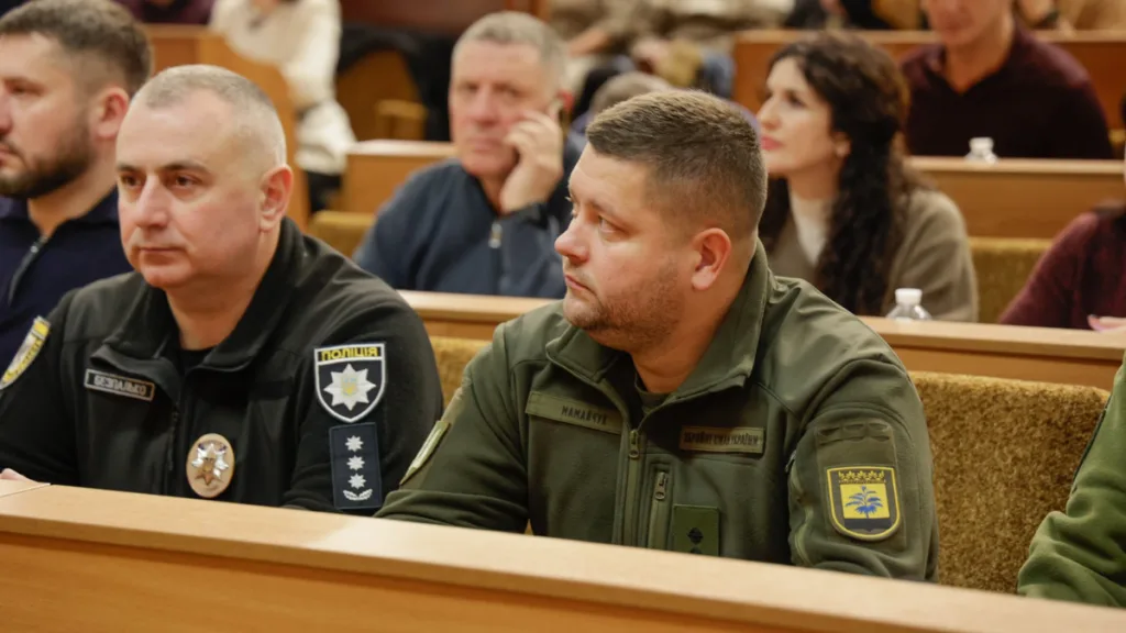 Українські правоохоронці на офіційній нараді
