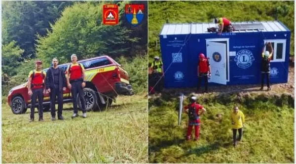 Рятувальники біля позашляховика та синього контейнера