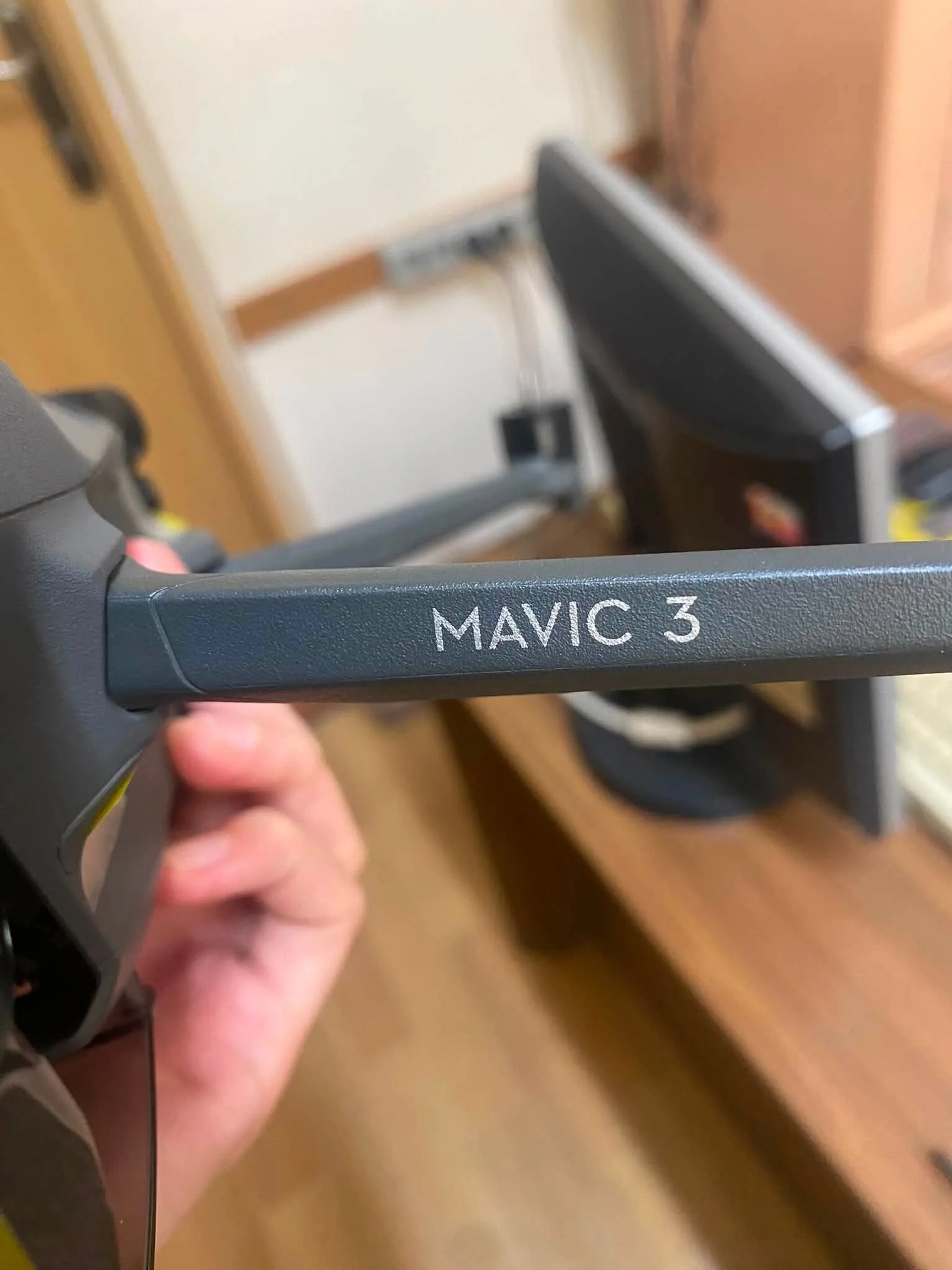 Крупний план променя дрона DJI Mavic 3