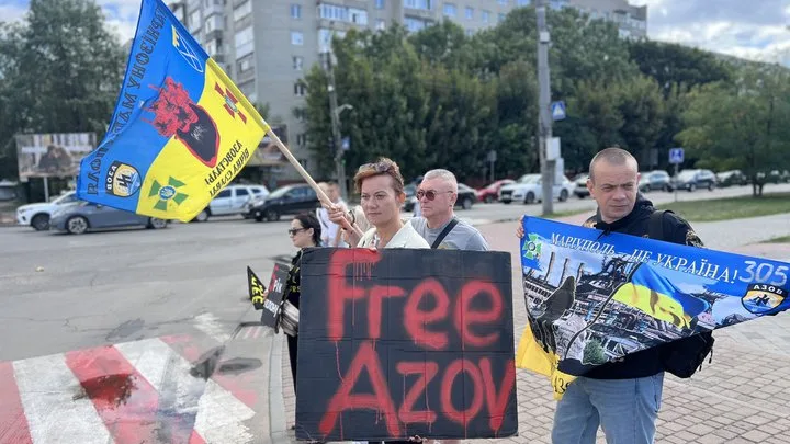 Акція на підтримку полонених та безвісти зниклих військових, Івано-Франківськ Акція на підтримку полонених та безвісти зниклих військових, Івано-Франківськ